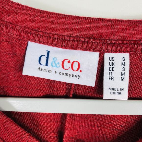 Denim & Co. Size Small Heathered Jersey V-Neck Long Sleeve Fit & Flare Top Red - Picture 3 of 4